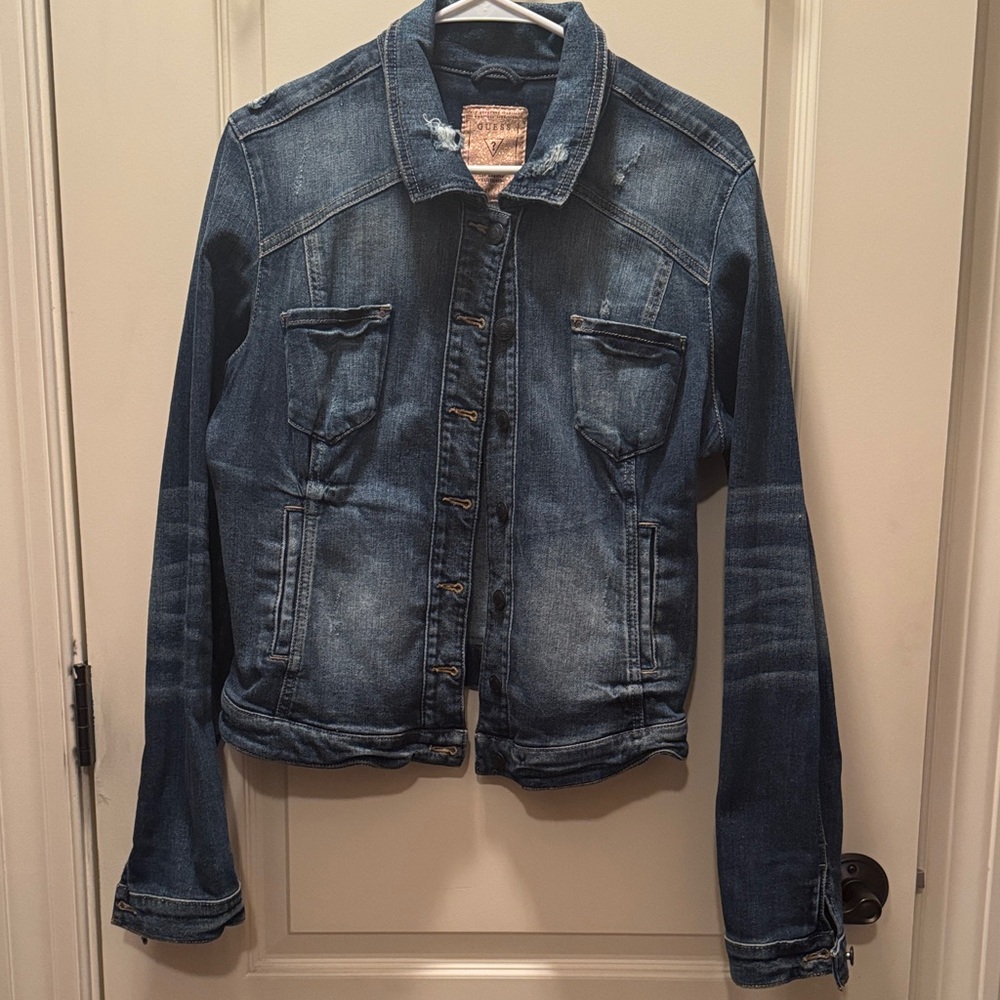 Excellent condition. Guess Los Angeles Dark Blue Denim Jacket